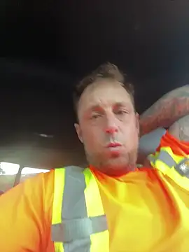 WIDBIGWHITECOCK online show from June 2026 09:32:01 AM