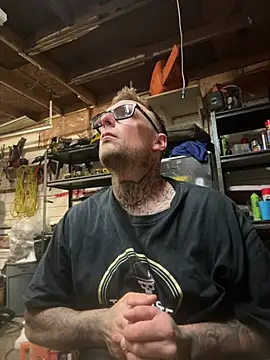 WIDBIGWHITECOCK online show from June 2026 04:28:01 AM