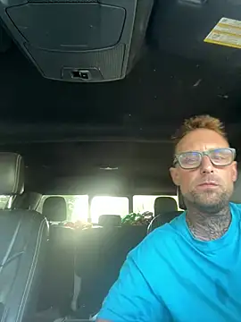 WIDBIGWHITECOCK online show from July 2026 09:21:02 PM