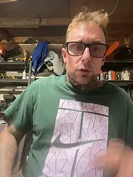 WIDBIGWHITECOCK online show from July 2026 05:29:01 AM