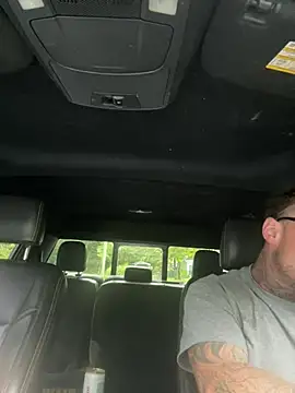 WIDBIGWHITECOCK online show from August 2026 08:18:01 PM
