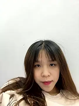 Snapshot of Lyli-122 chatting on January 2026 11:13:01 AM Lyli-122 online show from January 2026 11:13:01 AM