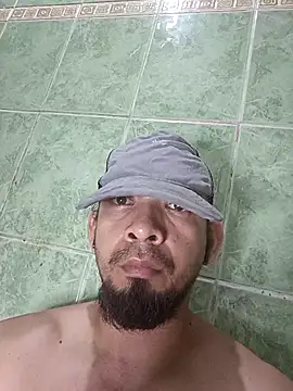 Snapshot of paladito01 chatting on March 2026 05:22:02 AM paladito01 online show from March 2026 05:22:02 AM