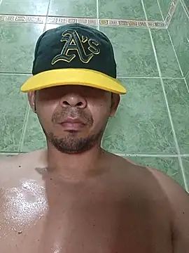 Snapshot of paladito01 chatting on March 2026 05:33:01 AM paladito01 online show from March 2026 05:33:01 AM