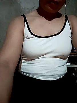 vanvan005 online show from June 2026 11:58:02 AM