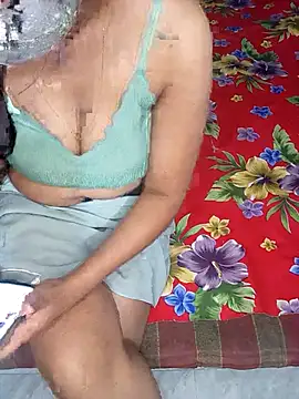 Snapshot of Tattoo_ chatting on February 2026 04:25:01 PM Tattoo online show from February 2026 04:25:01 PM