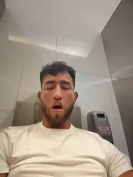 liam bronw online show from May 2026 05:07:01 PM