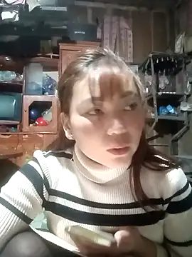 Snapshot of Miu_baby01 chatting on January 2026 12:57:01 AM Miu baby01 online show from January 2026 12:57:01 AM