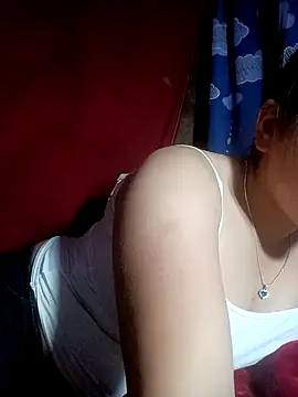 Snapshot of Miu_baby01 chatting on February 2026 06:46:02 AM Miu baby01 online show from February 2026 06:46:02 AM