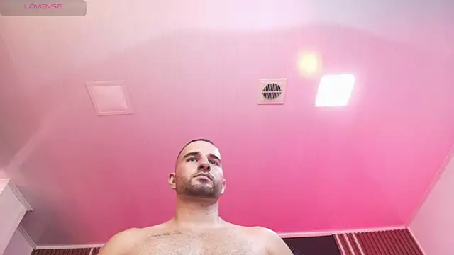 Snapshot of lorenzo_walker_1 chatting on March 2026 05:17:01 PM lorenzo walker 1 online show from March 2026 05:17:01 PM