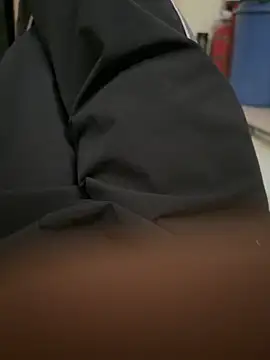 zxcvgf12300 online show from April 2026 10:18:01 AM