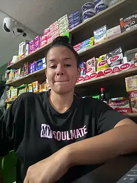 Snapshot of lannabellx chatting on February 2026 03:32:02 AM lannabellx online show from February 2026 03:32:02 AM