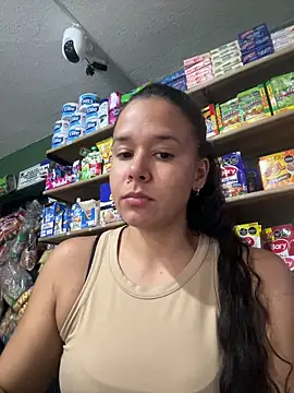 lannabellx online show from March 2026 10:02:02 PM