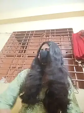 queenneha69 online show from May 2026 05:18:02 PM