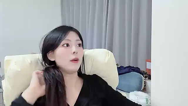 Snapshot of -bingbing chatting on February 2026 07:51:01 PM -bingbing online show from February 2026 07:51:01 PM