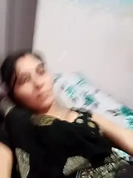 Snapshot of Hot_ree85 chatting on March 2026 07:27:01 AM Hot ree85 online show from March 2026 07:27:01 AM