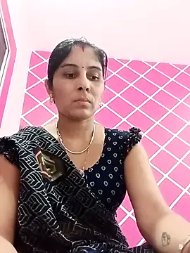 Snapshot of Hot_ree85 chatting on March 2026 07:27:02 AM Hot ree85 online show from March 2026 07:27:02 AM