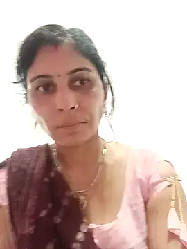 Snapshot of Hot_ree85 chatting on March 2026 06:08:02 AM Hot ree85 online show from March 2026 06:08:02 AM