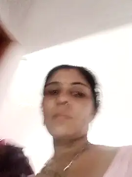 Snapshot of Hot_ree85 chatting on March 2026 02:49:02 PM Hot ree85 online show from March 2026 02:49:02 PM