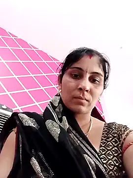 Snapshot of Hot_ree85 chatting on April 2026 09:58:02 AM Hot ree85 online show from April 2026 09:58:02 AM