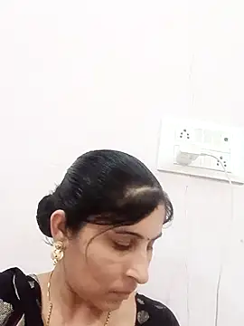 Hot ree85 online show from May 2026 10:09:01 AM