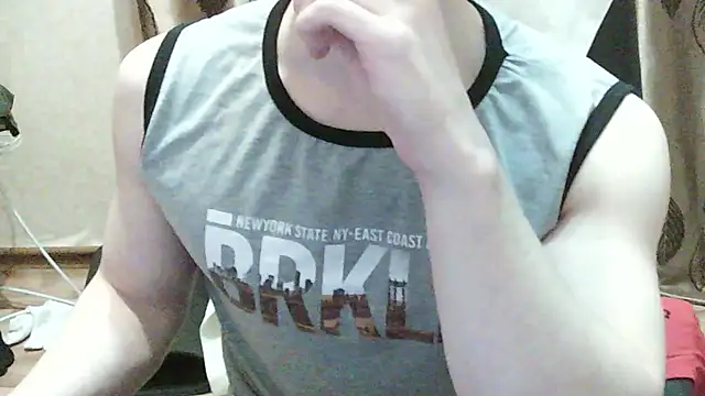 Snapshot of ShyDarko chatting on January 2026 03:06:01 PM ShyDarko online show from January 2026 03:06:01 PM