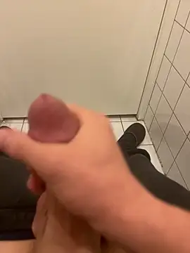 Majestik1 online show from February 2026 08:13:02 PM