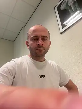 Majestik1 online show from February 2026 10:55:02 AM