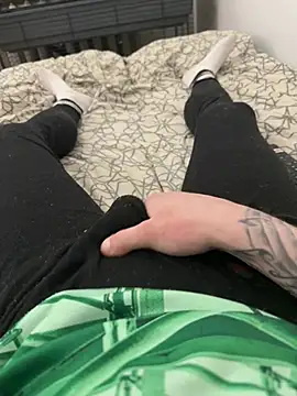 tonieja97 online show from April 2026 03:12:02 AM