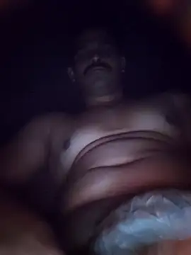 Pranit001 online show from May 2026 10:07:01 PM