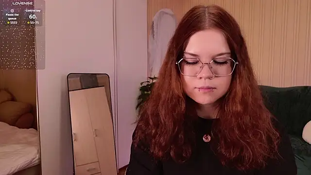 Snapshot of A_Lot_of_Bunny chatting on March 2026 08:55:02 AM A Lot of Bunny online show from March 2026 08:55:02 AM