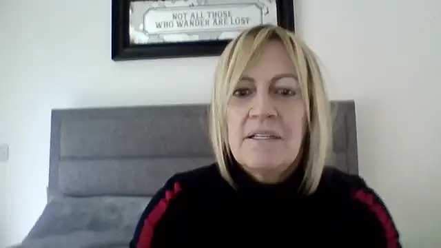 Milfshake227 online show from March 2026 04:22:02 PM