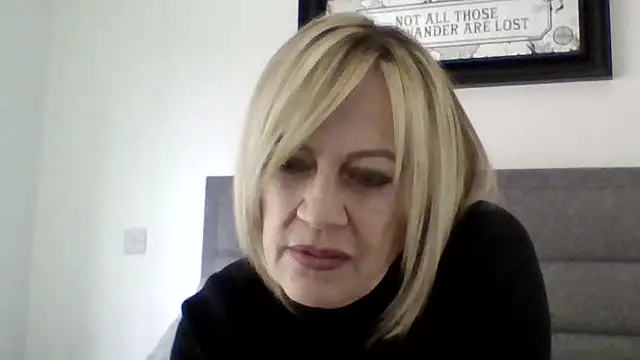 Milfshake227 online show from March 2026 05:40:01 PM