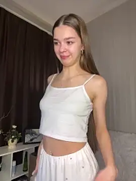 Snapshot of SkylineBliss chatting on January 2026 09:51:01 PM SkylineBliss online show from January 2026 09:51:01 PM