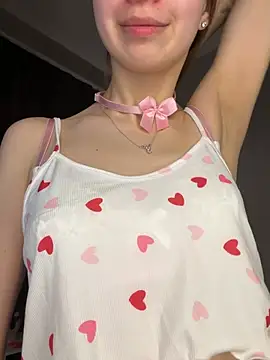 Snapshot of SkylineBliss chatting on February 2026 02:30:01 AM SkylineBliss online show from February 2026 02:30:01 AM