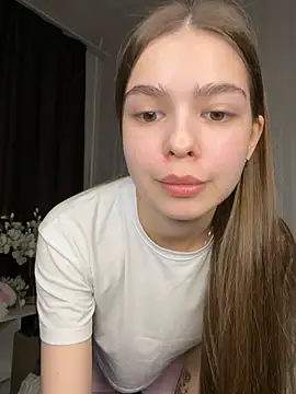 Snapshot of SkylineBliss chatting on July 2026 04:42:02 PM SkylineBliss online show from July 2026 04:42:02 PM