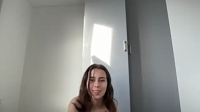 PlutoCalais online show from February 2026 05:55:02 AM