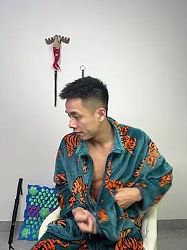 Snapshot of TOYOTA-01 chatting on February 2026 07:34:01 AM TOYOTA-01 online show from February 2026 07:34:01 AM