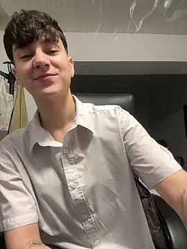 Snapshot of ravenryx chatting on February 2026 03:51:01 PM ravenryx online show from February 2026 03:51:01 PM