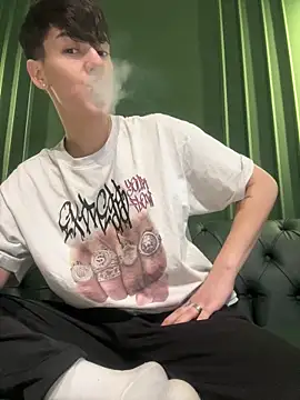 Snapshot of ravenryx chatting on February 2026 03:55:01 PM ravenryx online show from February 2026 03:55:01 PM