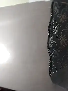 Erbst Morni online show from May 2026 12:24:01 PM