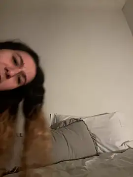 joanaguerreiru online show from February 2026 10:49:02 PM