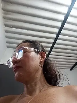 Salome 69 online show from May 2026 01:29:02 PM