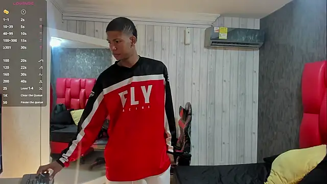  erick j online show from January 2026 08:12:02 PM