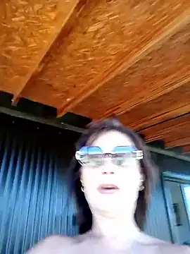 Danatetas online show from February 2026 02:54:02 PM