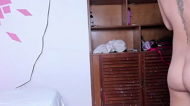 Snapshot of miiaa_m1 chatting on April 2026 07:19:01 PM miiaa m1 online show from April 2026 07:19:01 PM