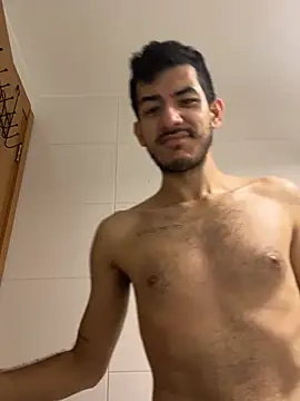 Snapshot of vinihfeh chatting on January 2026 10:41:02 PM vinihfeh online show from January 2026 10:41:02 PM