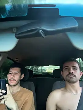 Snapshot of vinihfeh chatting on February 2026 10:05:02 PM vinihfeh online show from February 2026 10:05:02 PM