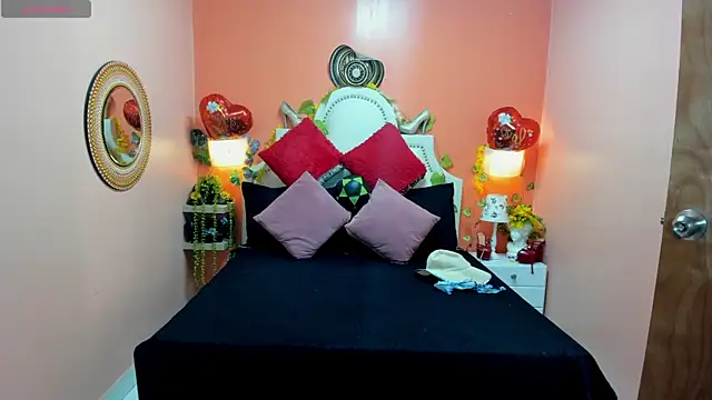 Dalila Najjar  online show from June 2026 02:23:01 PM