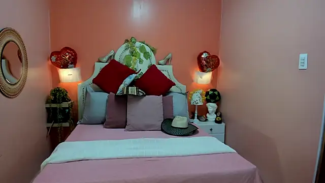 Dalila Najjar  online show from July 2026 02:47:02 PM